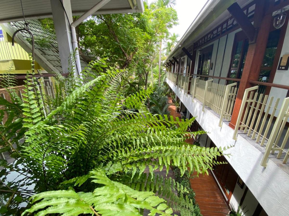 The Twenty Lodge Chiang Mai Exterior photo